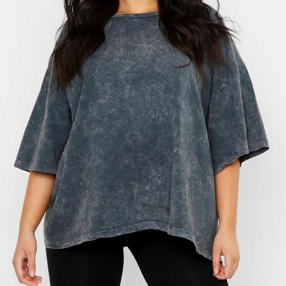 Plus Oversized Acid Wash T-Shirt